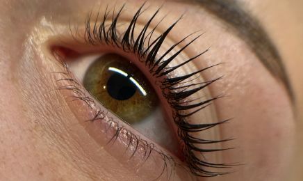 Hello Cils : Manucure à Duppigheim