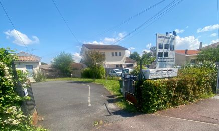 Mademoiselle Sahra Esthéticienne : Manucure à Mérignac