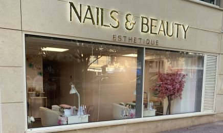 Nails Beauty By Marion : Institut de beauté à Antibes