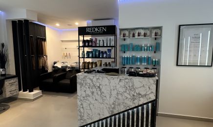 Salon Moon: Friseur in Augsburg
