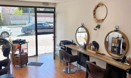 Amandine Giraud Coiffure Les Mathes / La Palmyre : Coiffeur à Les Mathes