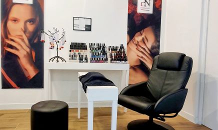 Hélia : Manucure à Vannes