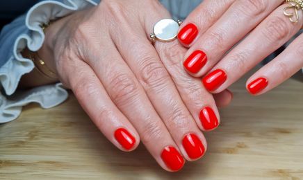Ongles et regard du Born : Manucure à Biscarrosse