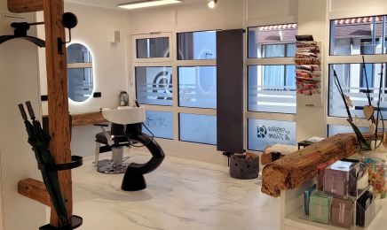 Jessica&Team Haarwerk: Friseur in Neckarsulm