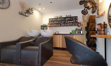 Naely Coiffure  : Coiffeur à Bouillargues