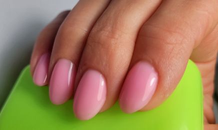 Alina Nails 64 : Manucure à Anglet