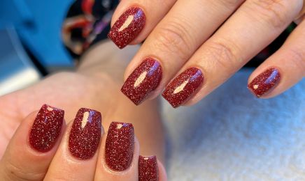 Les ongles d’Elsa Chez L’instant C  : Manucure à Caussade
