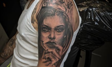 Next tatoo logistique : Institut de beauté à Paris