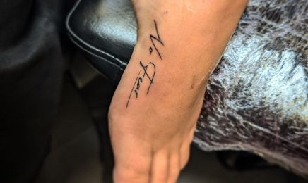 Next tatoo logistique : Institut de beauté à Paris