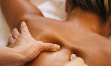  Le 4 Mains Paris : Institut de beauté à Paris