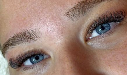 Le Bar à Cils By N'Cils : Manucure à Sérignan