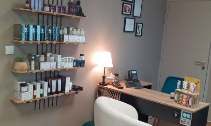 Em et Vous : Coiffeur à Mervent