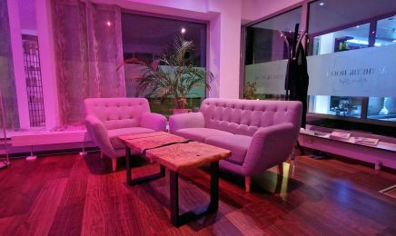 Ästhetik Room Maria  Sayb: Friseur in Nürnberg