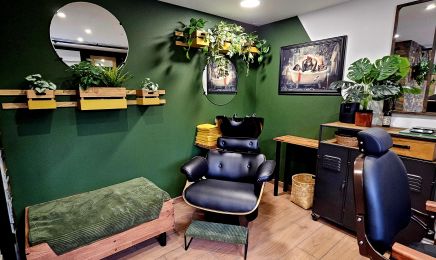La Barbe a changé : Coiffeur à Changé