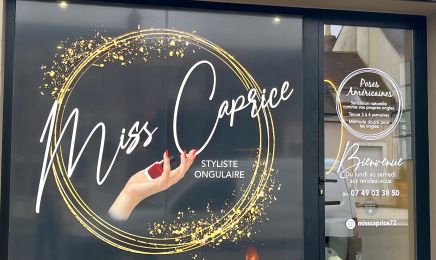 MISS CAPRICE : Manucure à Arnage