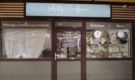 M Beauty Lash Artist : Institut de beauté à Le Crès