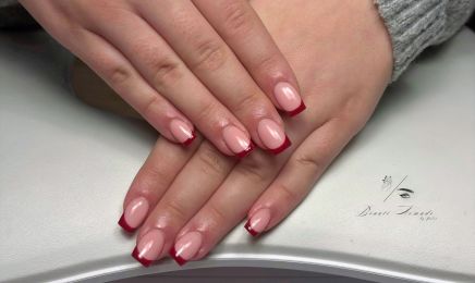  Beauté Nomade by Julie : Manucure à Le Relecq-Kerhuon