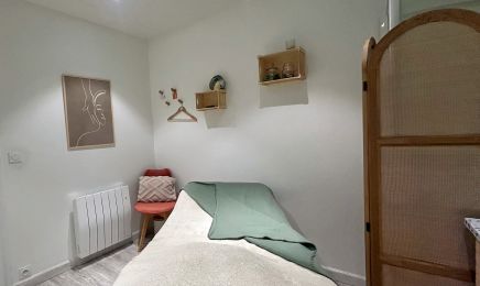 Bulle de beauté 71 : Manucure à Saint-Rémy