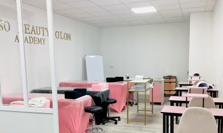 AnneSoBeautyGlow - Bourgoin Jallieu : Manucure à Bourgoin-Jallieu