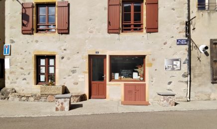 Beauté Naturelle : Institut de beauté à Villerest