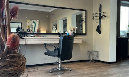 Friseur Osburg: Barbershop in Warburg