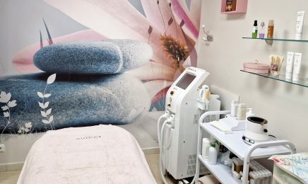 Fabetty Esthetique  : Manucure à Port-la-Nouvelle