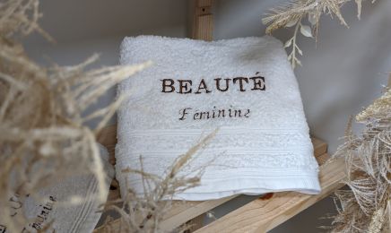 Beauté féminine  : Institut de beauté à Gleize