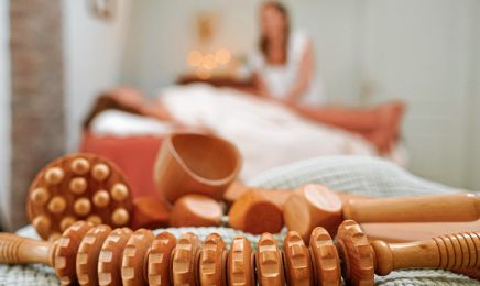 Florine Vaast  Massages et soins holistiques dédiés aux femmes  : Institut de beauté à Violaines