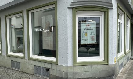 Prinz Friseur: Kosmetikstudio in Soest