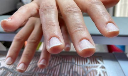 Des ongles et du style : Manucure à Saint-Romain-le-Puy