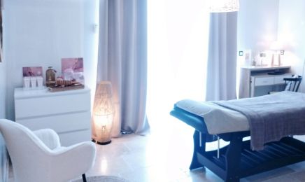 Azurément belle : Manucure à Trans-En-Provence