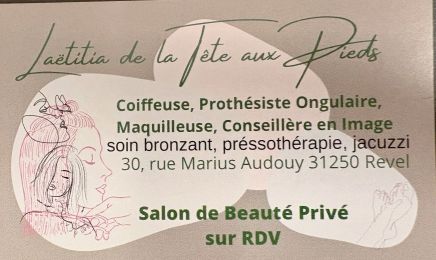 Laetitia "de la tête aux pieds" - Revel  : Manucure à Revel