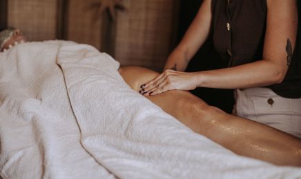 Ayu Mahana : Institut de beauté à Fontenay-le-Comte