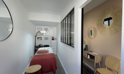 Tiffaine - Au fil du soin : Institut de beauté à Mérignac