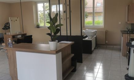 Comme chez soi : Coiffeur à Saint-Bonnet-en-Bresse