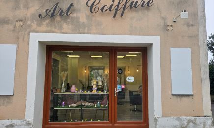 Tête en l’Hair by Art coiffure : Coiffeur à Pernes-les-Fontaines