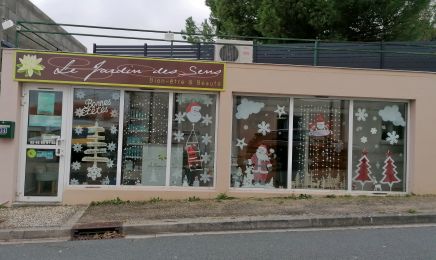 Le Jardin des Sens : Manucure à Pons