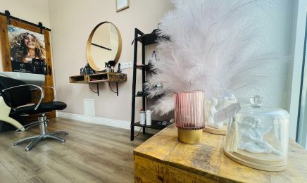 Le Cocon De Phanie coiffure : Coiffeur à Magny-Montarlot