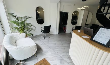 Mademoiselle 21 : Coiffeur à Maurecourt