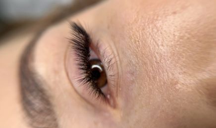 Magda Ciesielska makeup & beauty: Kosmetikstudio in Siegen