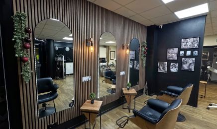 Zülal Hair and Beauty: Friseur in Augsburg