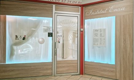 Institut Enza : Manucure à Luynes