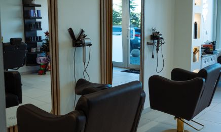 By Emilie : Coiffeur à Eysines