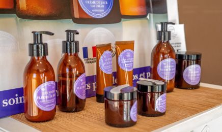 Institut Émilie Beauté  : Institut de beauté à Saint-Aubin-de-Médoc