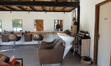 L’atelier de Léa  : Coiffeur à Canéjan