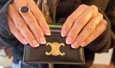 Naïma Prothésiste Ongulaire : Manucure à Venelles