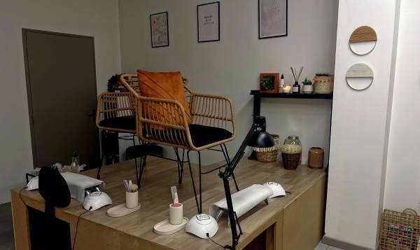 Glow Studio