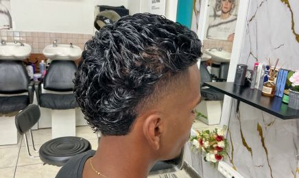 Fantasia Hair Beauty : Coiffeur à Le Port