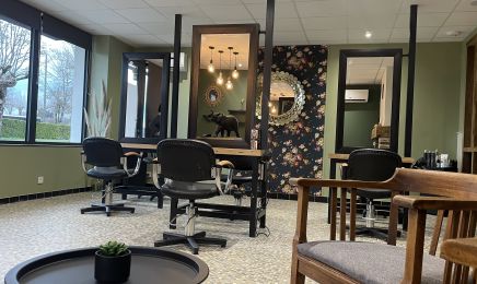 Ambiance coiffure : Manucure à Lubersac