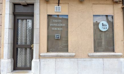 Chez JuBeauty : Manucure à Trets
